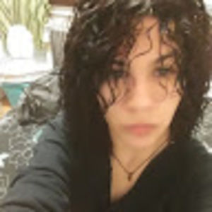 Meet your Posher, Alejandra